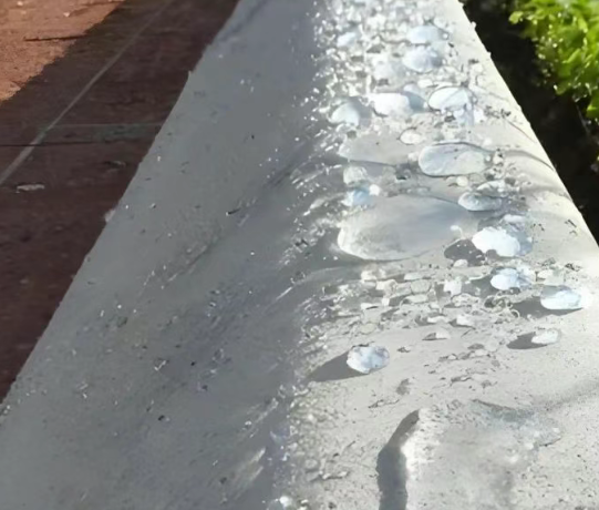 满洲里硅烷浸渍涂料在混凝土保护中的应用